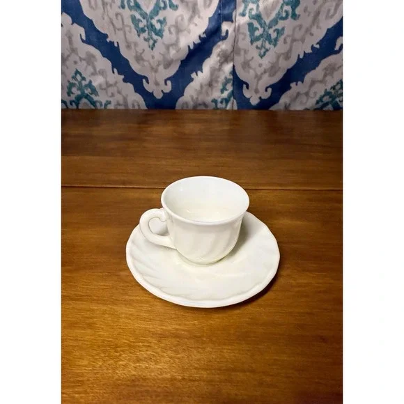 Vintage Arcopal France White Milk Opaline Cup and Saucer Set. - Picture 2 of 7